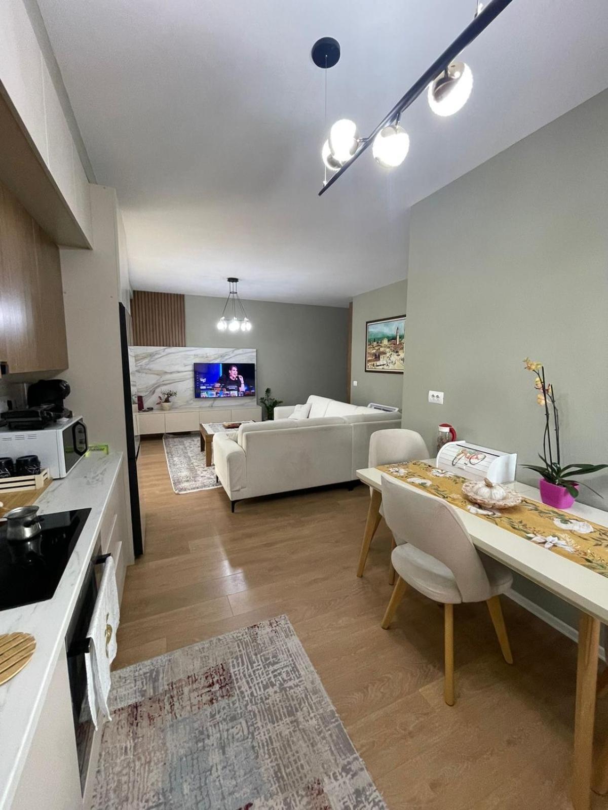 Garden Building Luxury Apartment Tirana Exterior foto